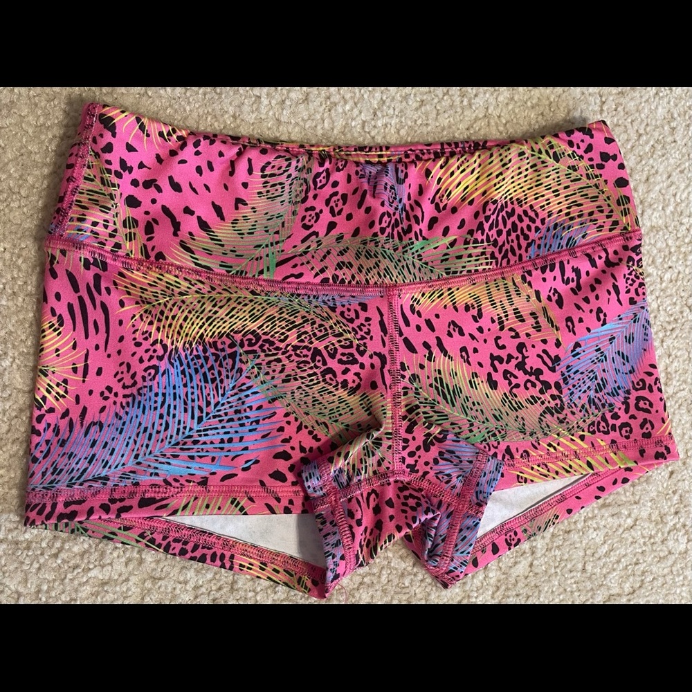 Fleo WZA Whimsical Hotness shorts